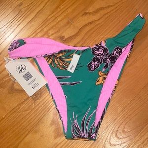 MAAGI swimsuit reverse bottoms